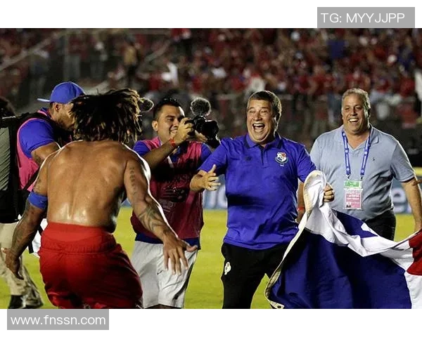 重庆足球队以53分领跑世界杯积分榜展现强劲实力与团队合作精神